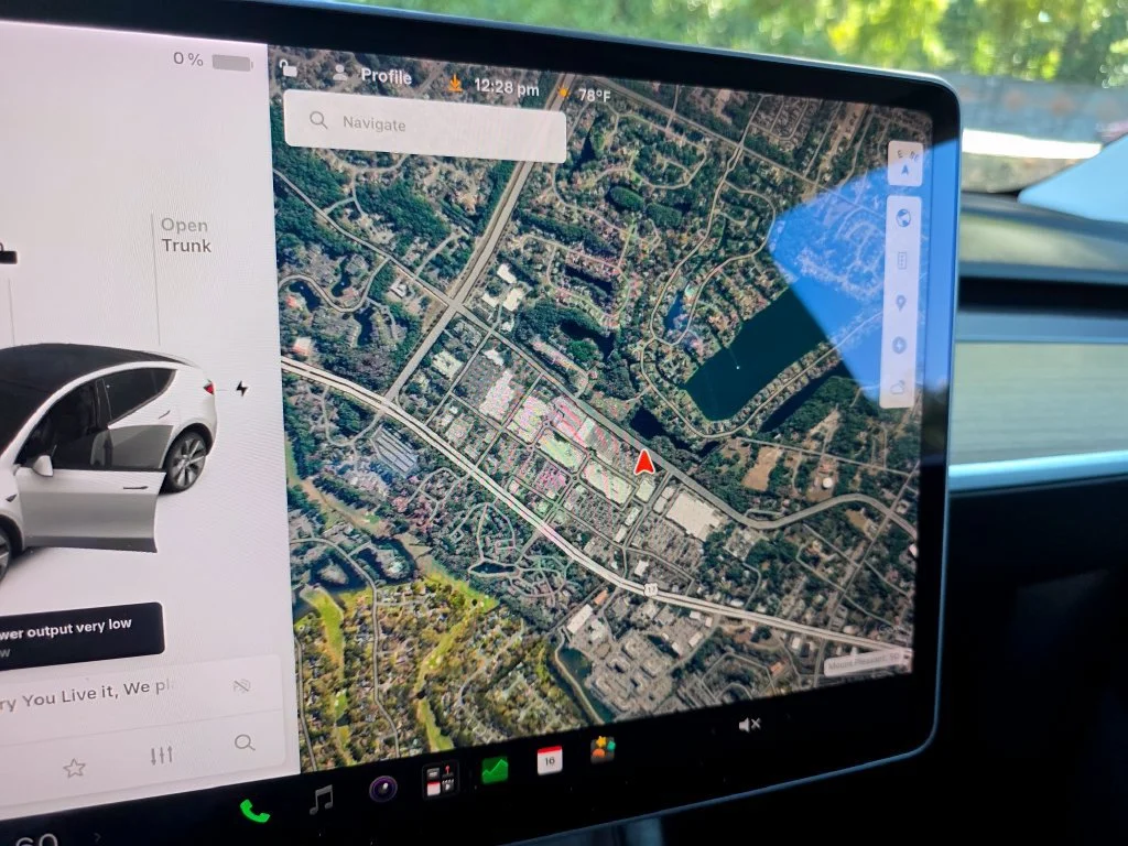Used 2021  Tesla Long Range image 18