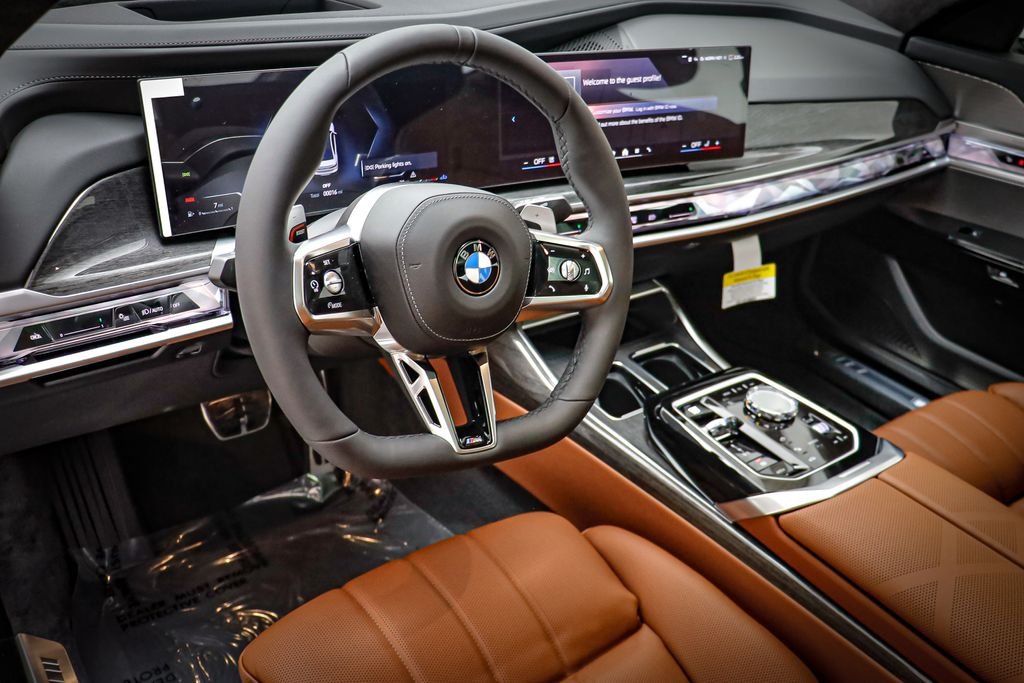 New 2026 Alpine White BMW 760i xDrive image 7