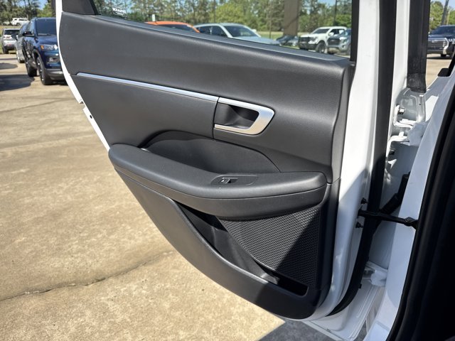 Used 2025 Serenity White Hyundai SEL image 12