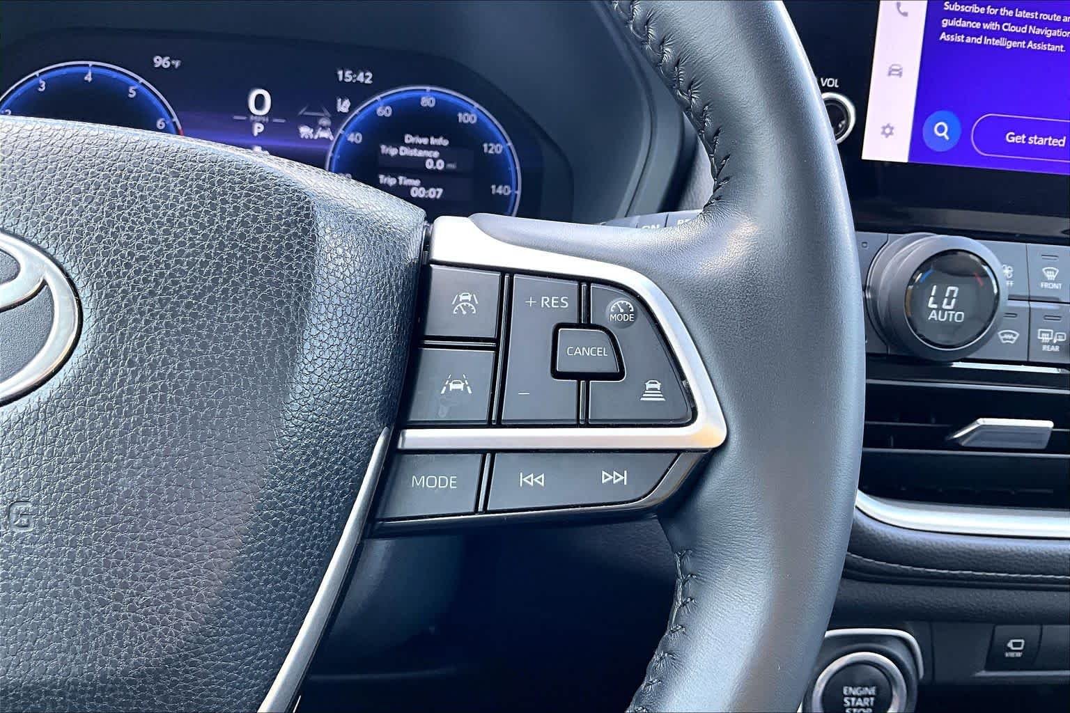Used 2024 Wind Chill Pearl Toyota Limited image 25