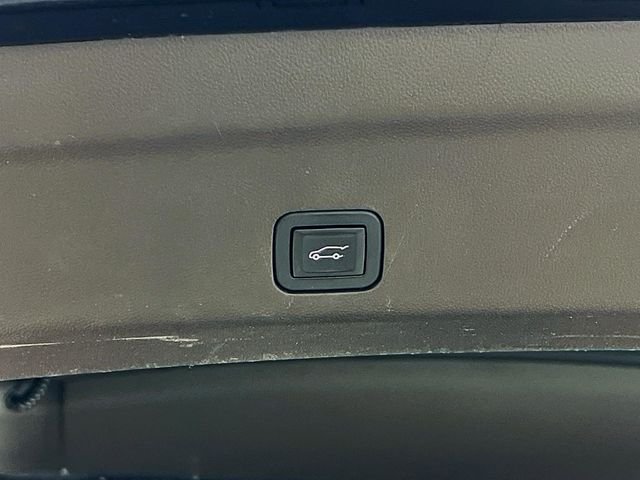 2023 GMC Yukon XL SLT - Photo 29