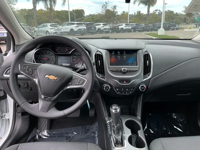 Used 2018 White Chevrolet LT image 15