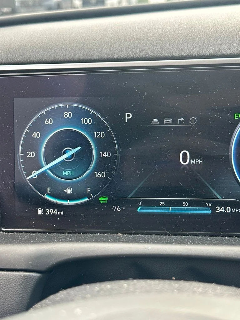 Used 2022 Blue Hyundai Limited image 3