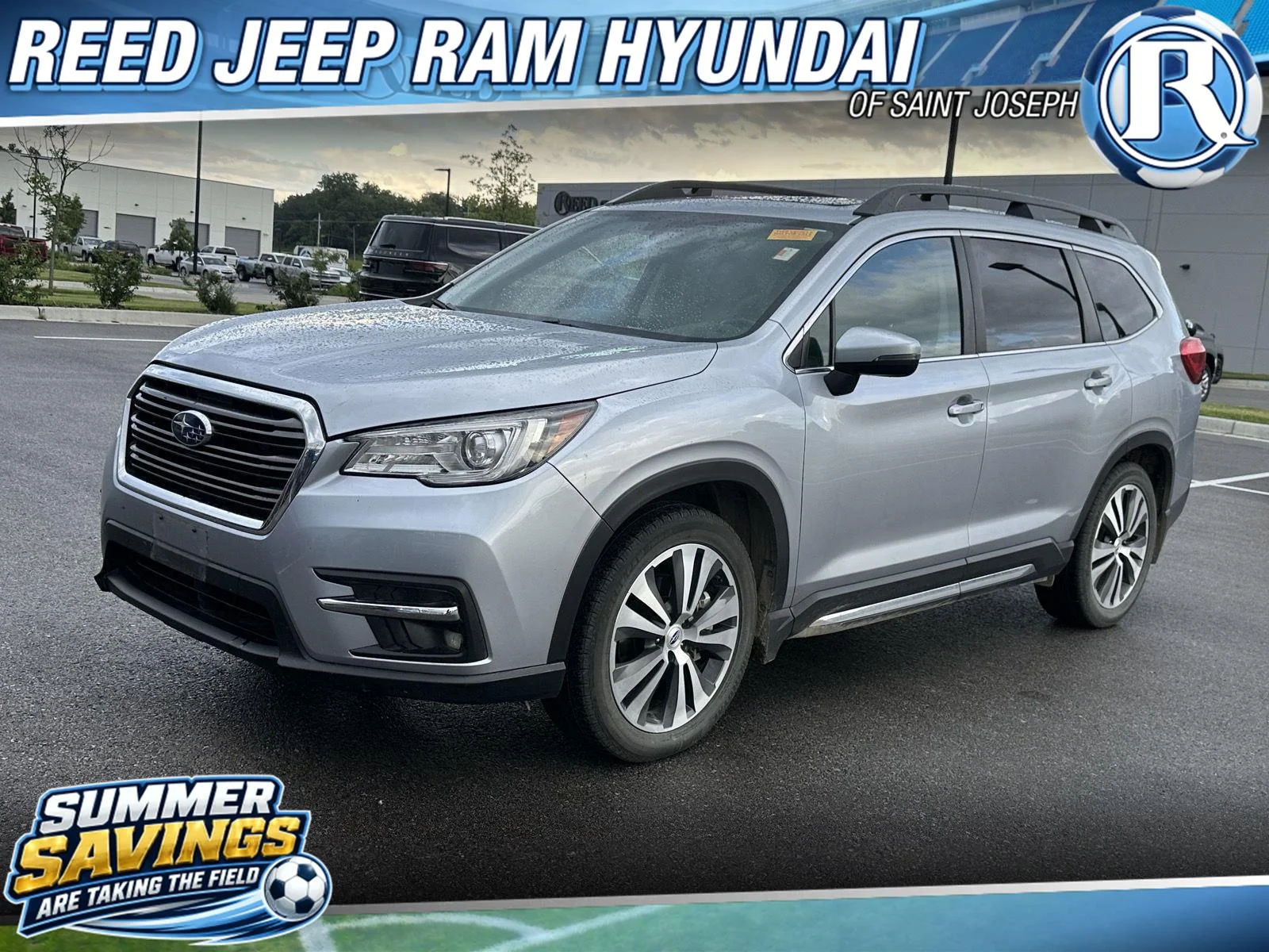 Used 2019 Ice Silver Metallic Subaru Limited image 1
