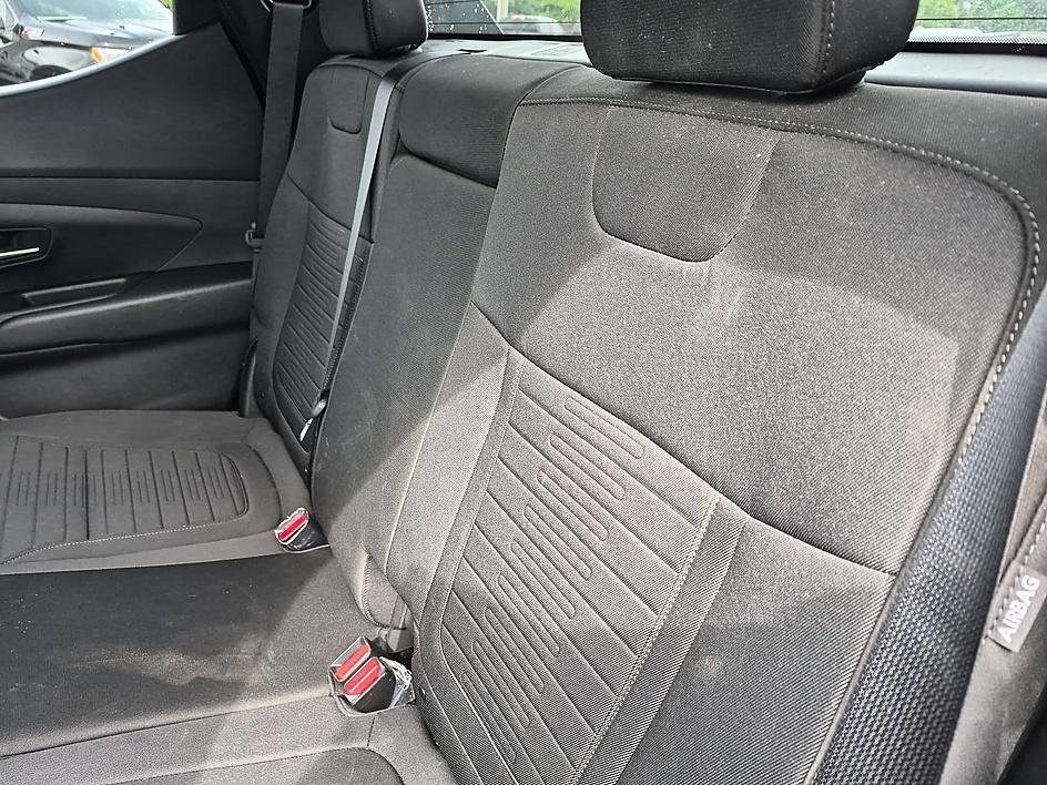 Used 2024 Hampton Gray Hyundai SEL image 28