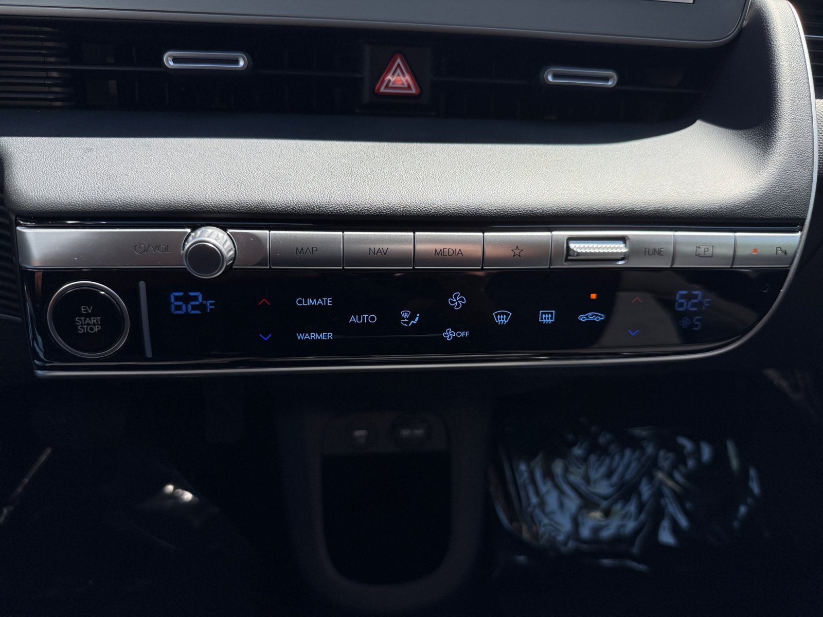 Certified Used 2024 Cyber Gray Hyundai SEL image 13