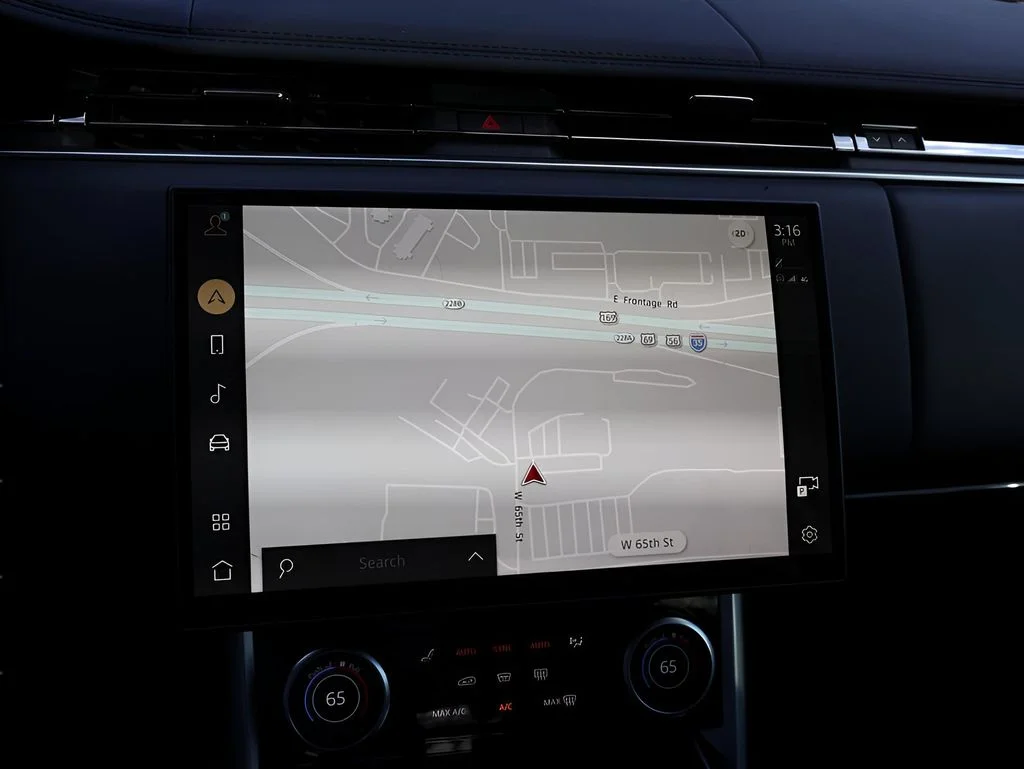 2023 Land Rover Range Rover SE - Photo 20