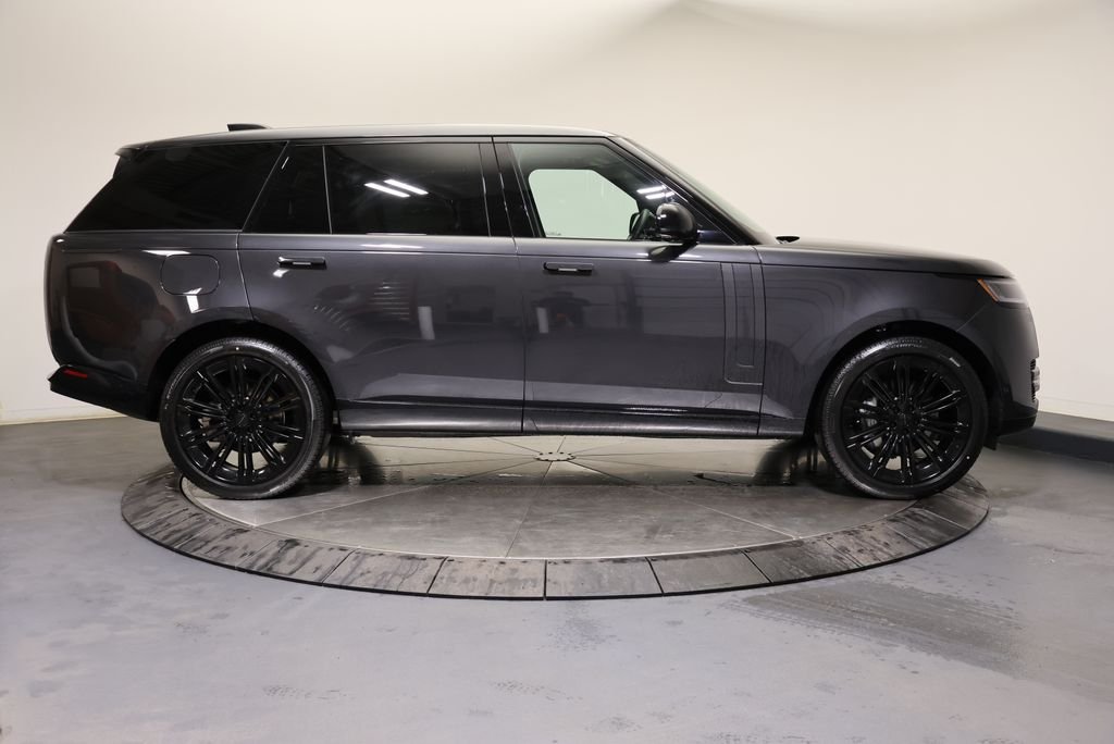 2026 Land Rover Range Rover SE - Photo 6