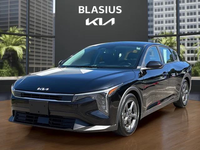 2025 Kia K4
