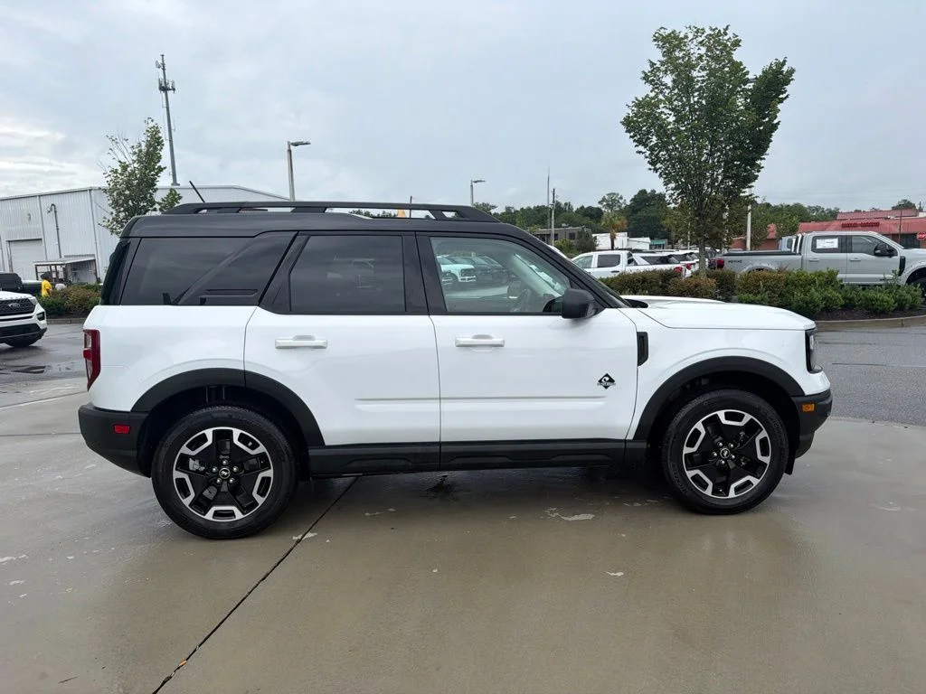 Used 2024 Oxford White Ford Outer Banks image 11