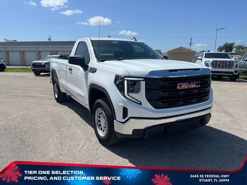 Used 2025 Summit White GMC Pro image 3
