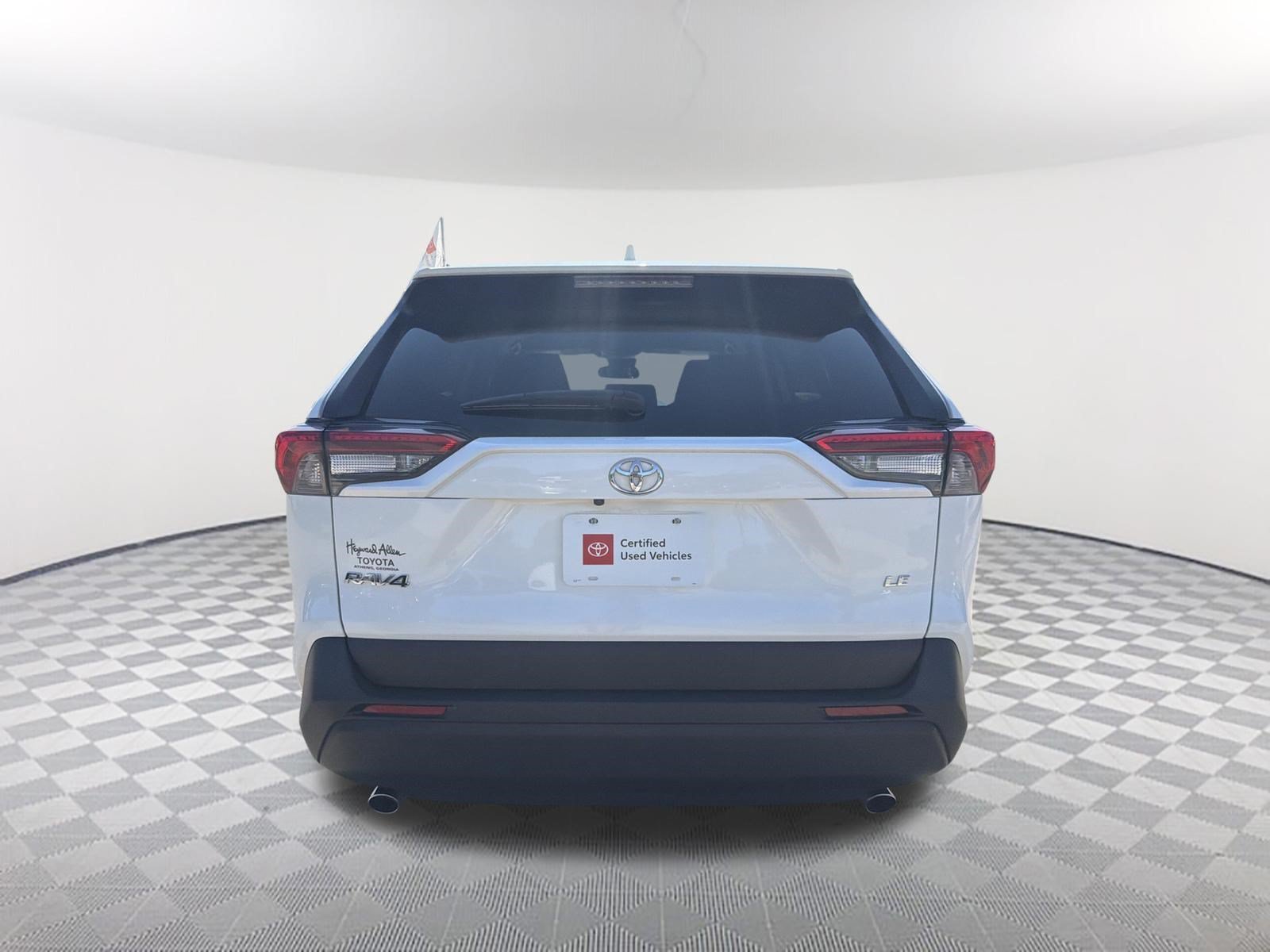 Certified Used 2024 Ice Cap Toyota LE image 13