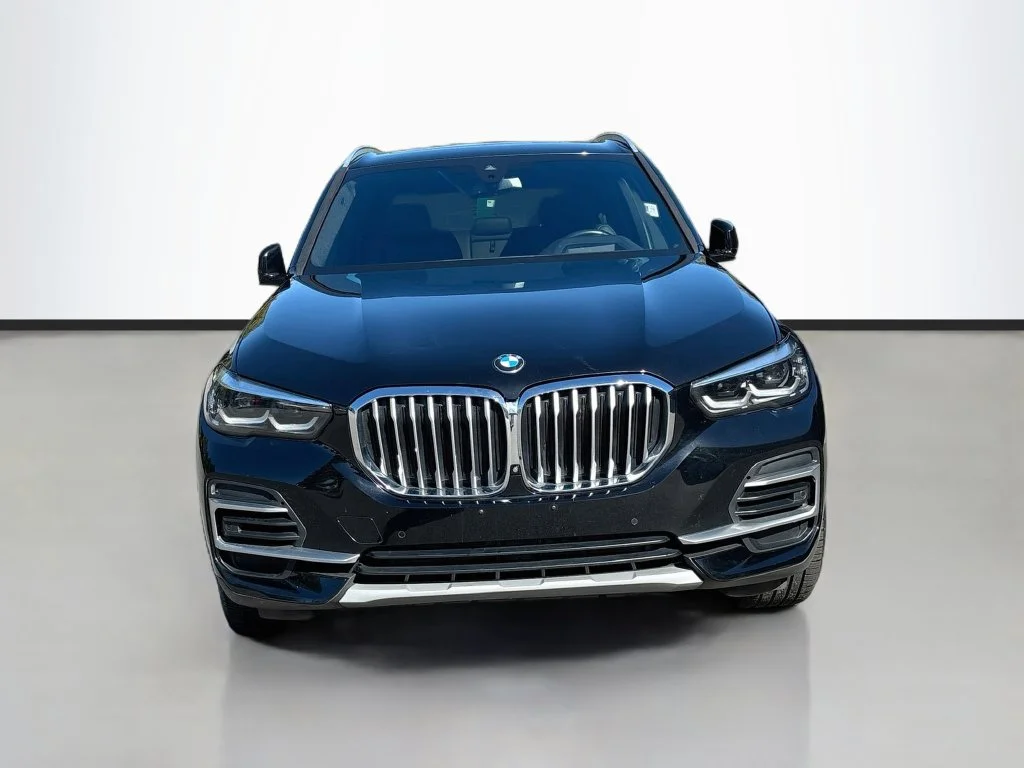 Used 2023 Jet Black BMW xDrive40i image 2