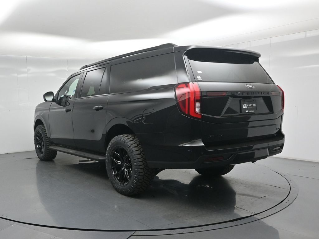 New 2026 Agate Black Metallic Ford Platinum image 31