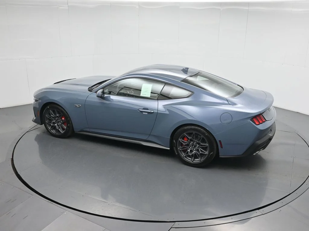 New 2026 Vapor Blue Metallic Ford GT Premium image 36