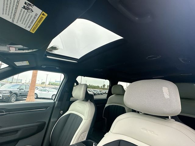 New 2026 Glacial White Pearl / Black Ro Kia GT-Line AWD image 23
