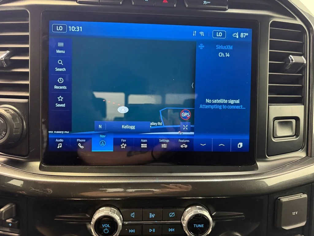 Used 2023 Iconic Silver Metallic Ford XLT image 29