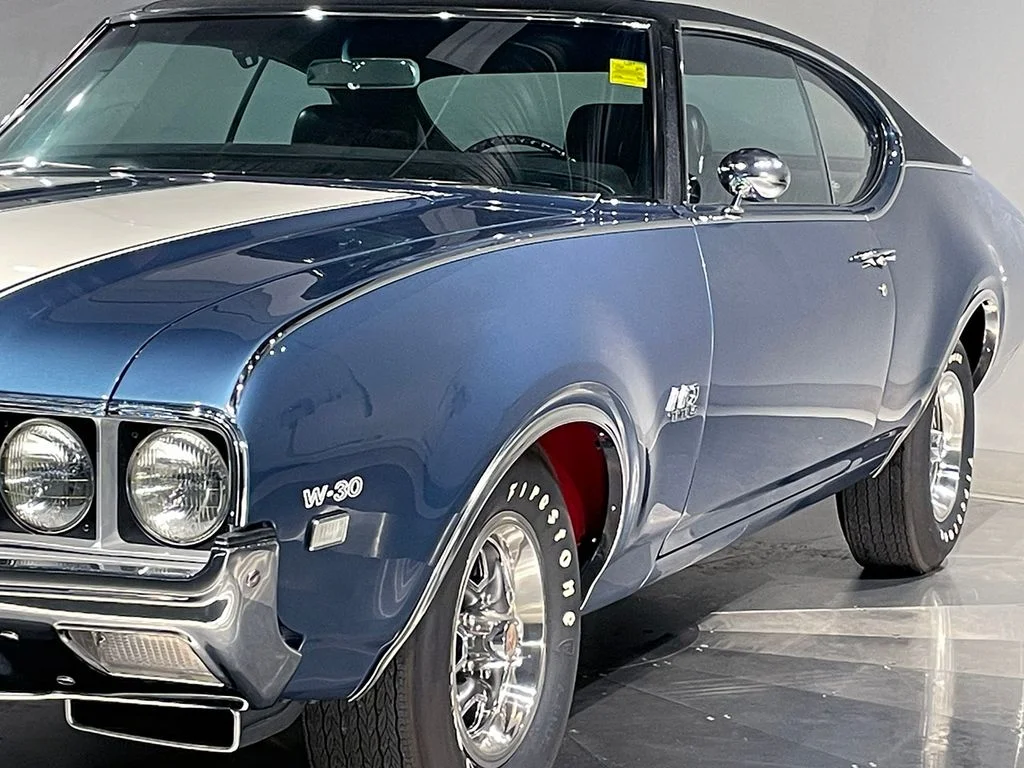 Used 1969  Oldsmobile  image 19