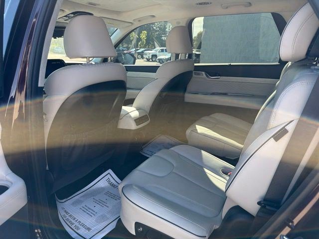 Used 2024 Sierra Burgundy Hyundai Calligraphy image 16