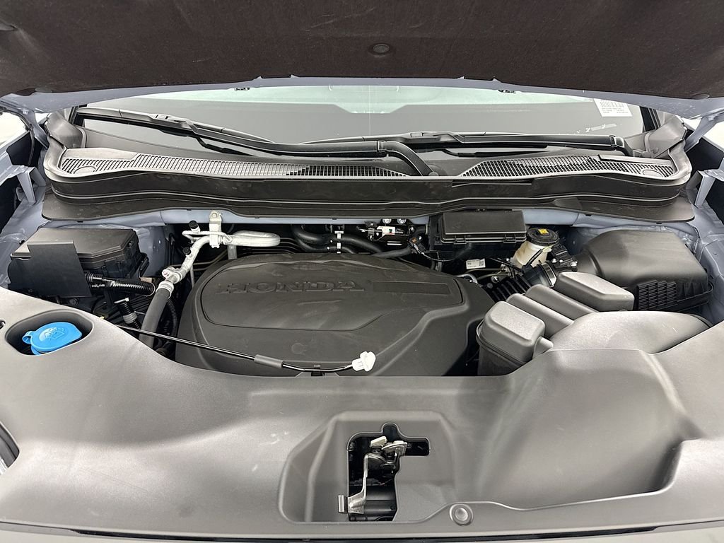 New 2026 Sonic Gray Pearl Honda Black Edition image 29