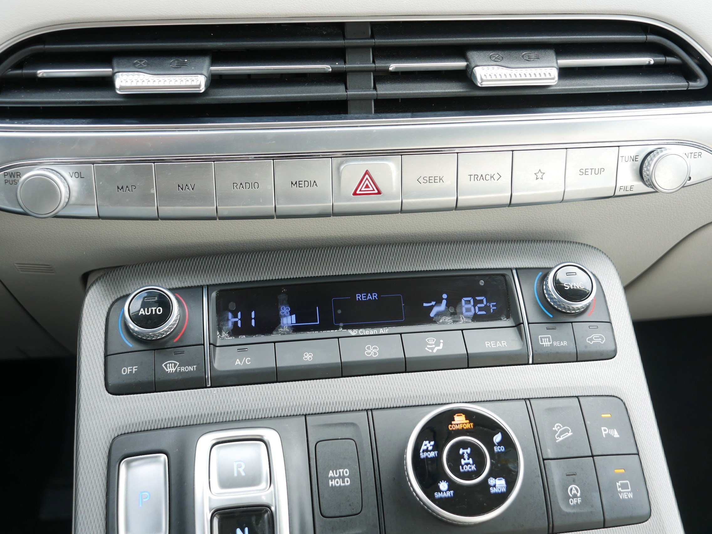 Certified Used 2021 Hyper White Hyundai Limited image 23