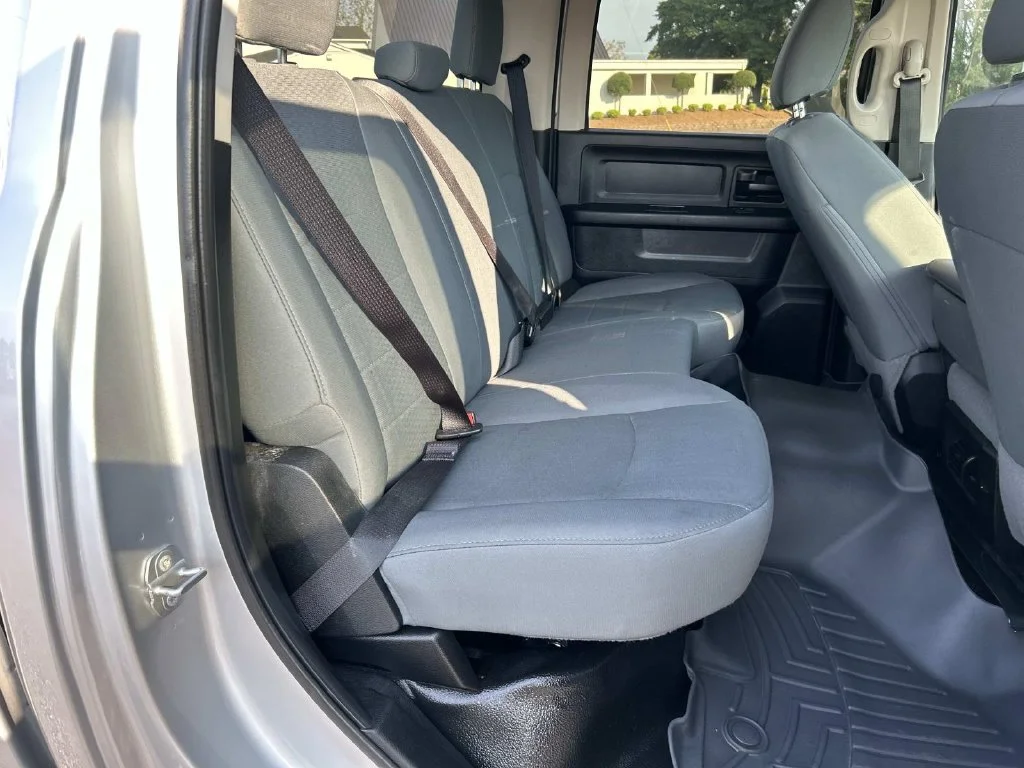 Used 2018 Silver Ram Tradesman image 24