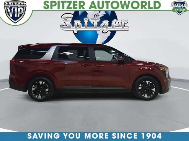 Used 2025 Red Kia LXS image 9