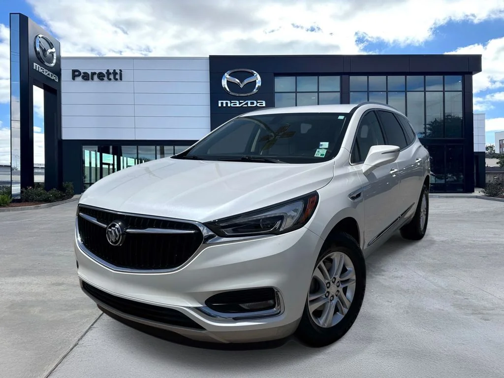 Used 2019 White Buick Essence image 1