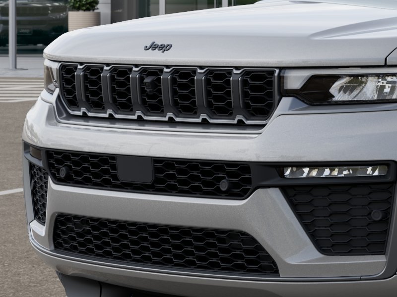New 2026 Silver Zynith Exterior Paint Jeep GRAND CHEROKEE LIMITED RESERVE image 37