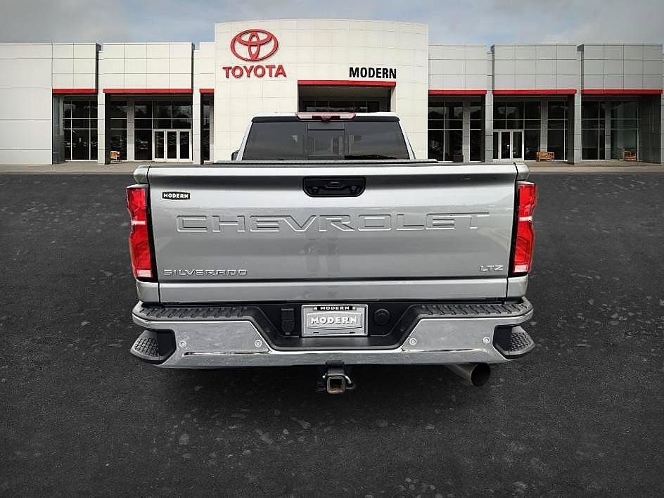 Used 2025 Sterling Gray Metallic Chevrolet LTZ image 6
