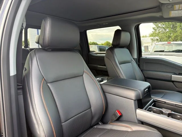 New 2026 Agate Black Metallic Ford F-250® Lariat® image 43