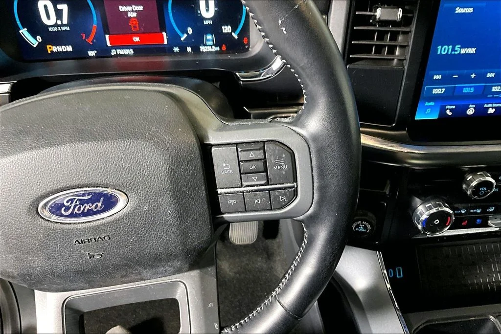 Used 2023 Silver Metallic Ford Lariat image 15