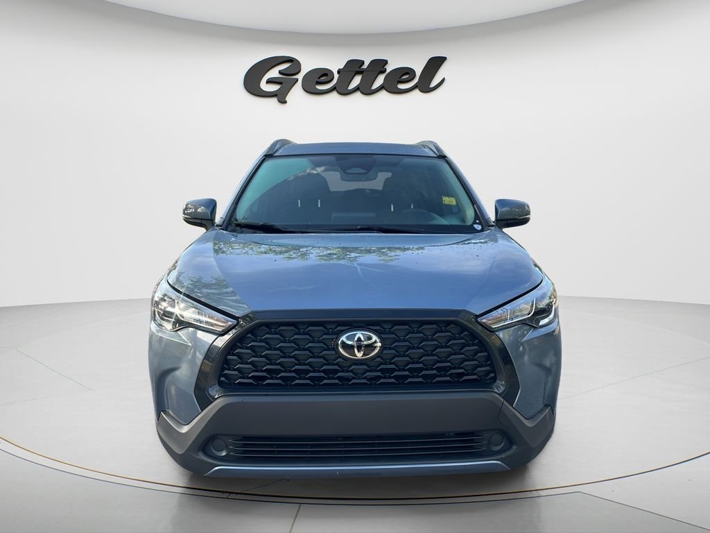 Certified Used 2024  Toyota LE image 2