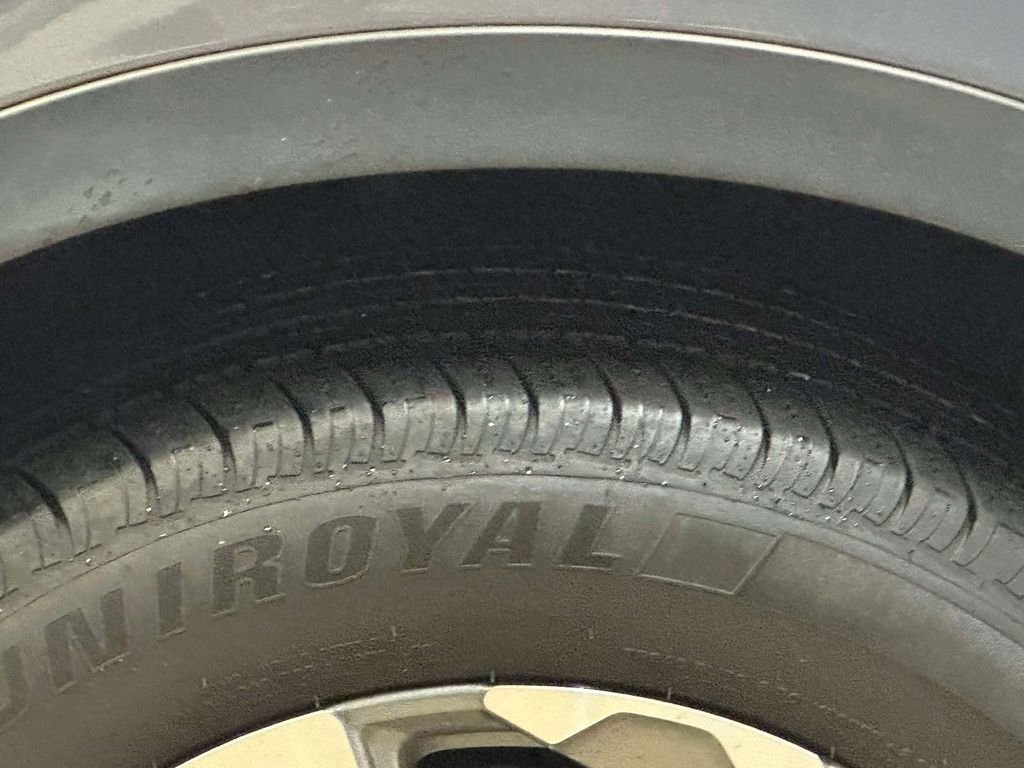 Used 2019 Gray Honda EX image 11