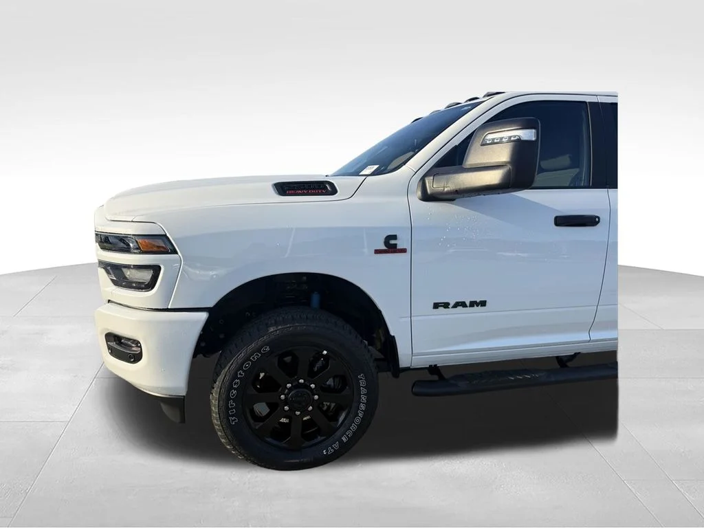 New 2026 Bright White Clear-Coat Exterior Paint RAM Big Horn image 29