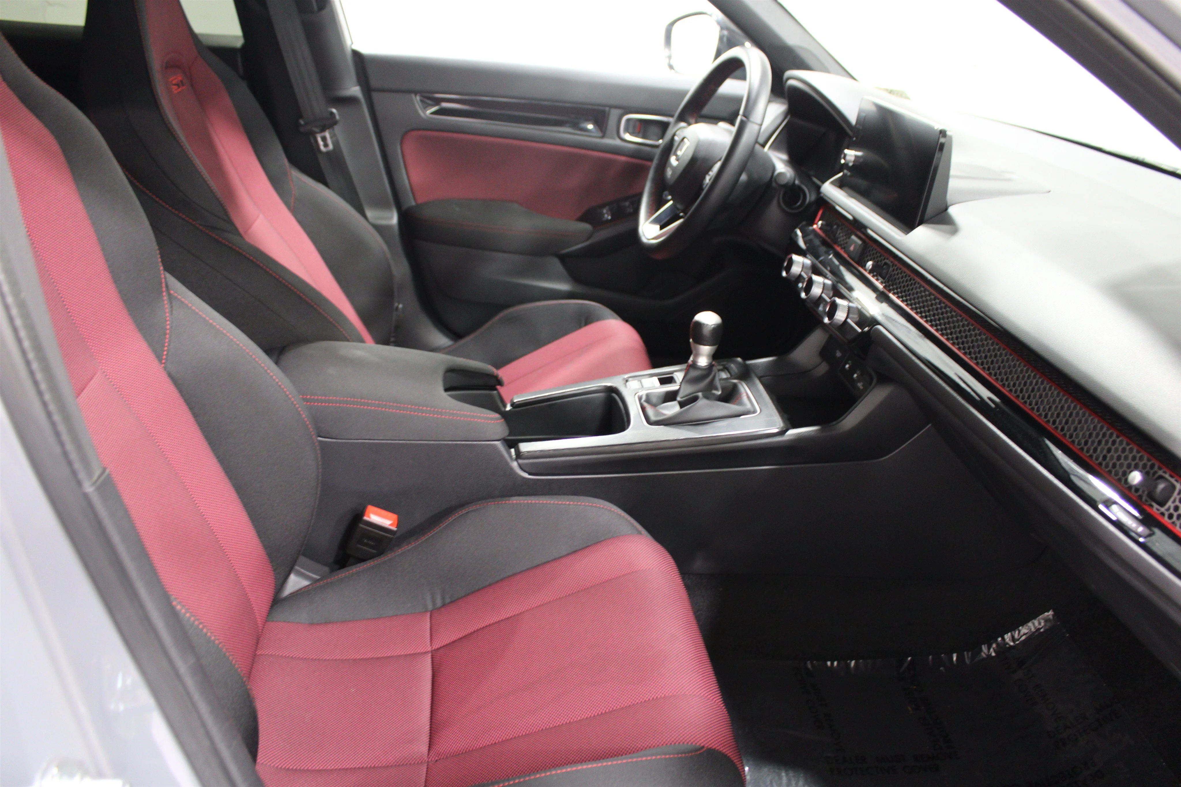 2025 Honda Civic Si - Photo 24