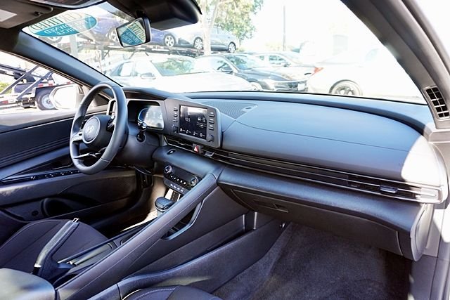 Certified Used 2026 White Hyundai SEL Sport image 9