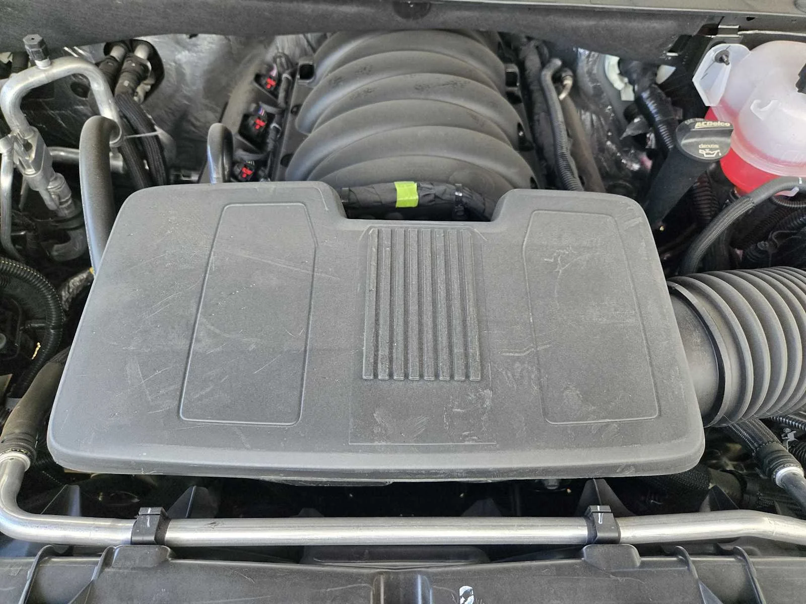 New 2026 Sterling Metallic GMC Elevation image 19