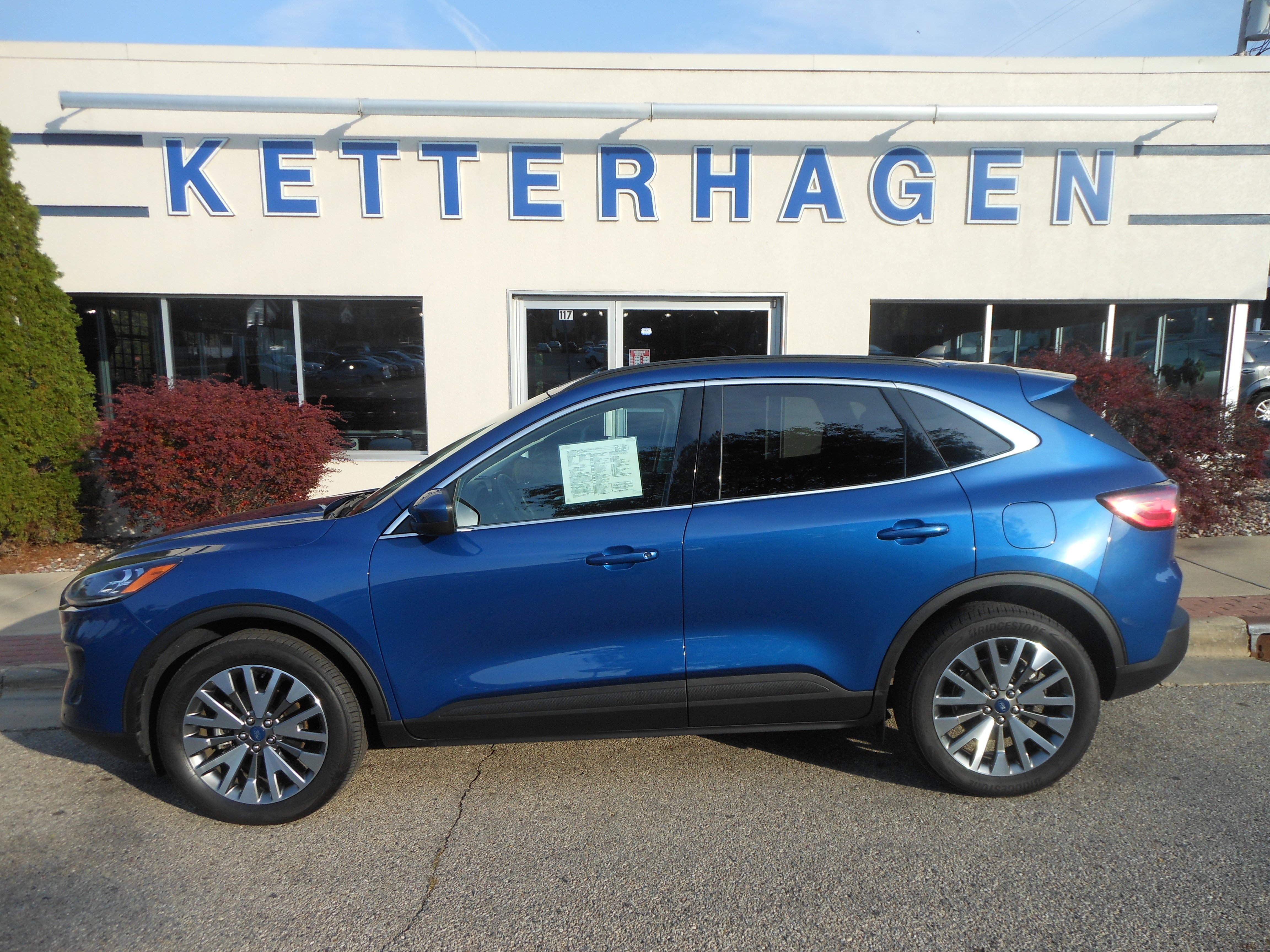 2022 Ford Escape Titanium