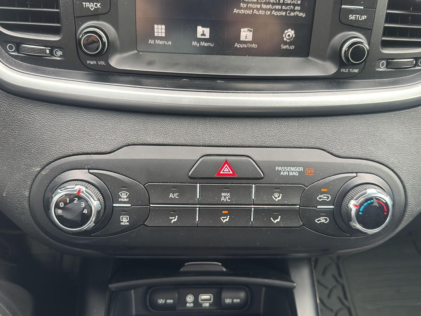 Used 2019 Sangria Kia LX image 18