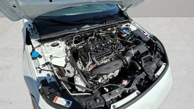 Used 2024  Honda SI image 32