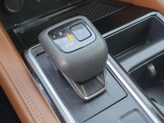 Used 2023 Red Nissan Platinum image 38