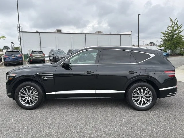 Used 2025 Black Genesis 2.5T image 10