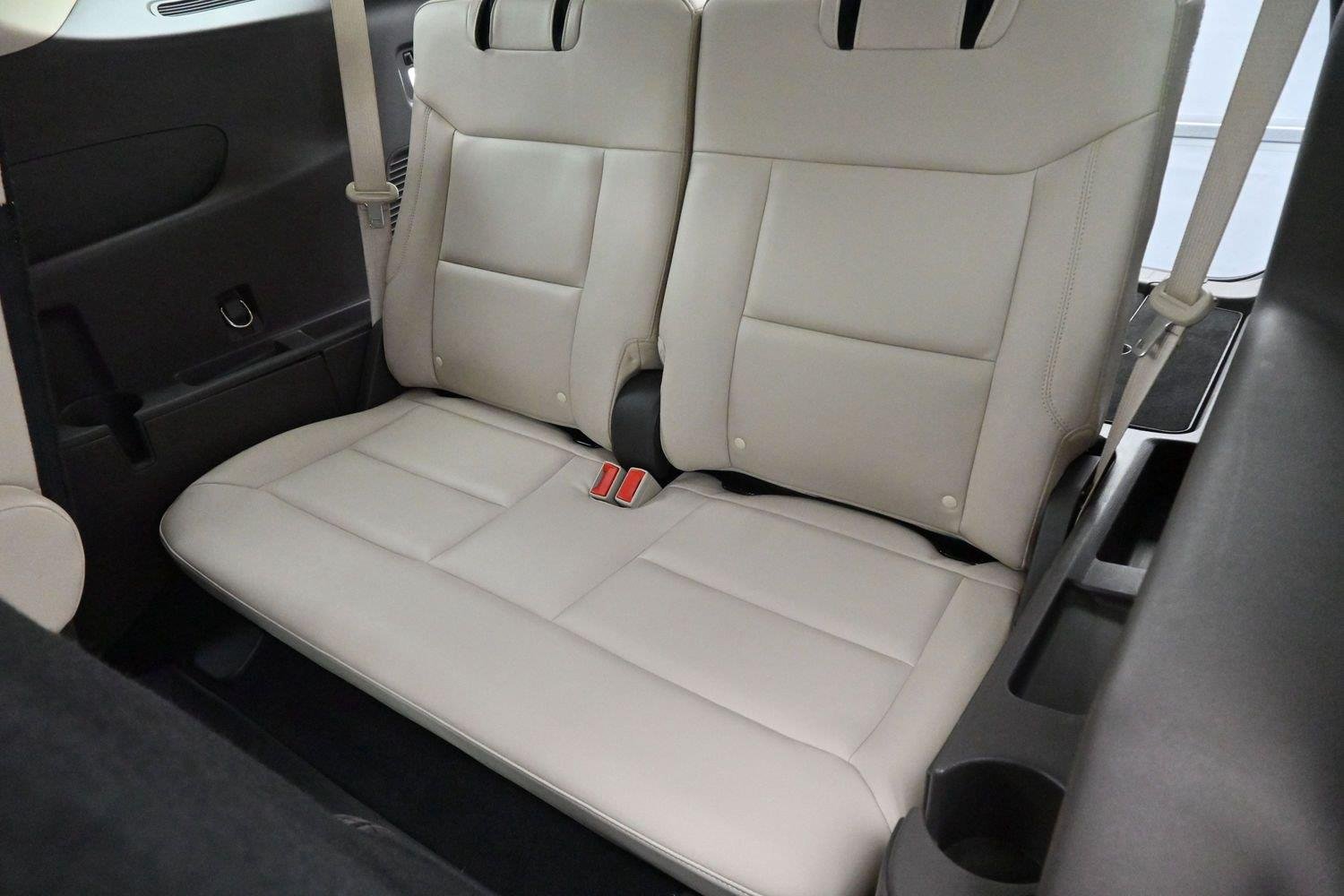 Used 2020 Star White Metallic Tri-Coat Ford Platinum image 32