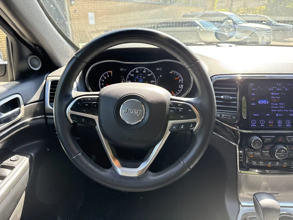 Used 2019 Blue Jeep Limited image 15