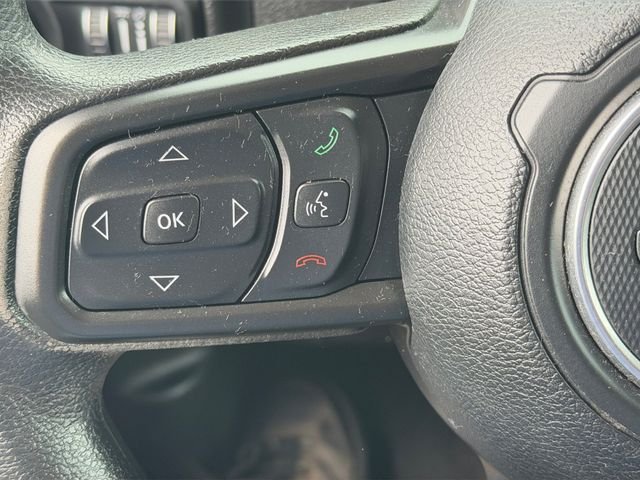 Used 2022 Red Jeep  image 18