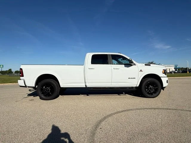 Used 2022 White Ram Limited image 14