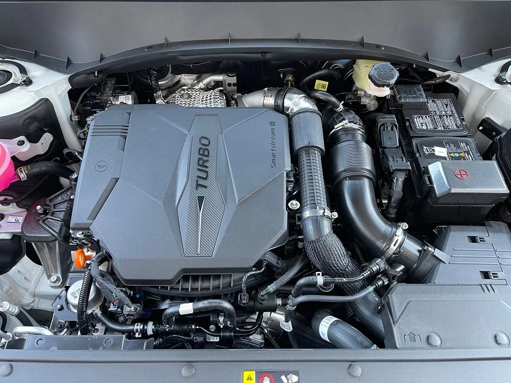 New 2027 White Kia  image 32