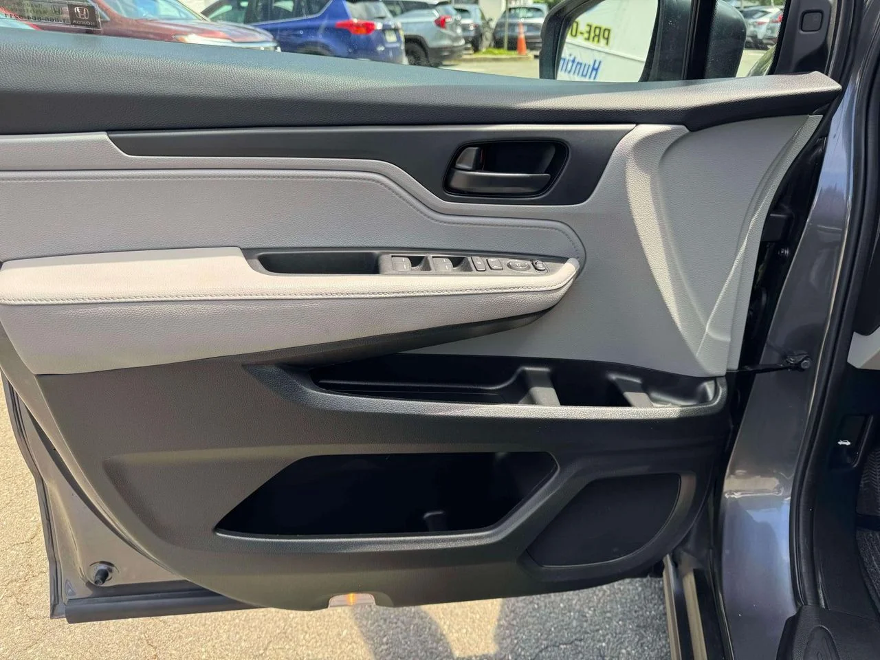 2024 Honda Odyssey EX - Photo 21
