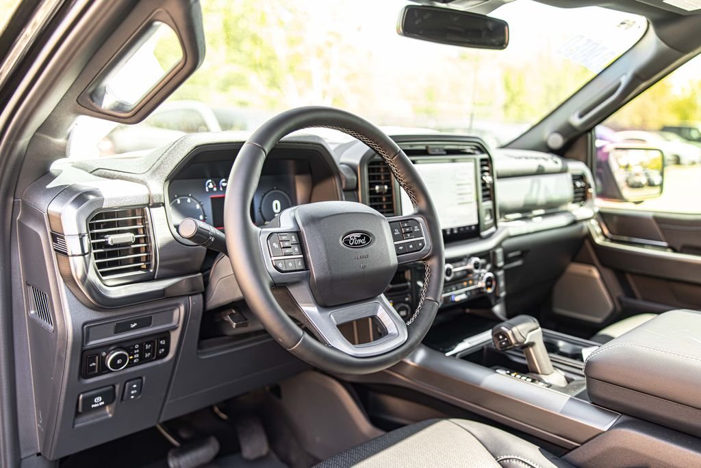 Used 2026 Black Ford Lariat image 18